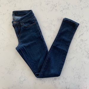 Joe’s Jeans ‘The Skinny’ in Sabrina Wash